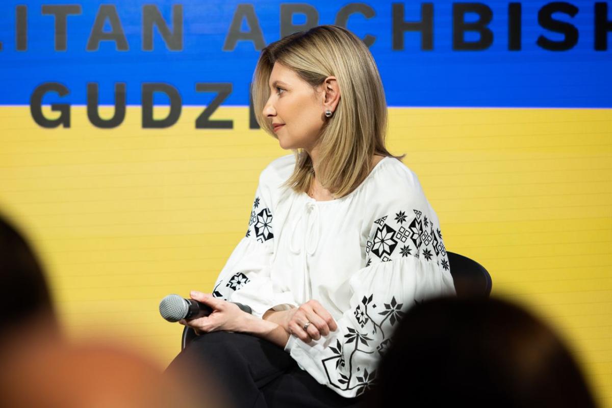 Olena Zelenska en Davos / foto t.me/FirstLadyOfUkraine