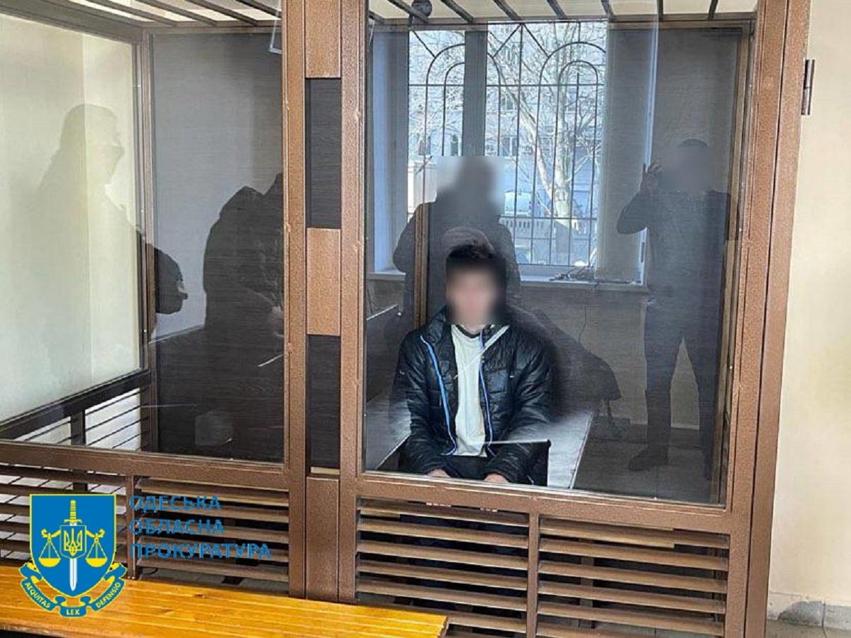 Суд обрав підозрюваному запобіжний захід у вигляді тримання під вартою / фото od.gp.gov.ua Суд обрав підозрюваному запобіжний захід у вигляді тримання під вартою / фото od.gp.gov.ua