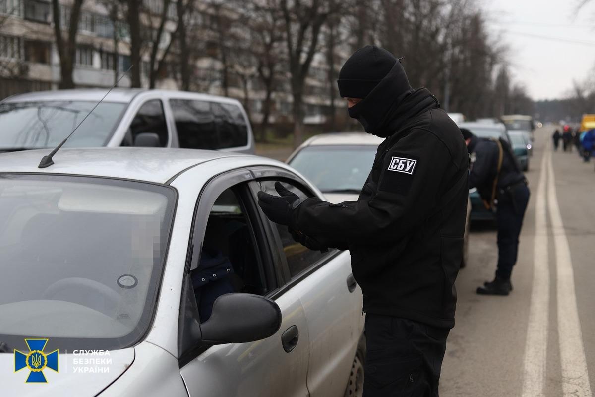 У Києві правоохоронці проводять безпекові заходи / фото facebook.com/SecurSerUkraine