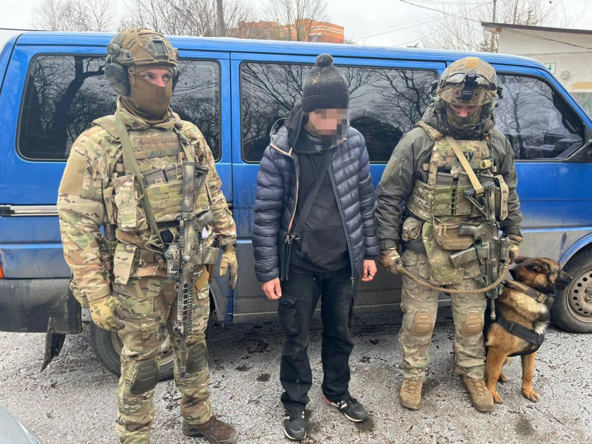 Зрадником виявився житель Кременецького району Тернопільської області / фото gp.gov.ua Зрадником виявився житель Кременецького району Тернопільської області / фото gp.gov.ua