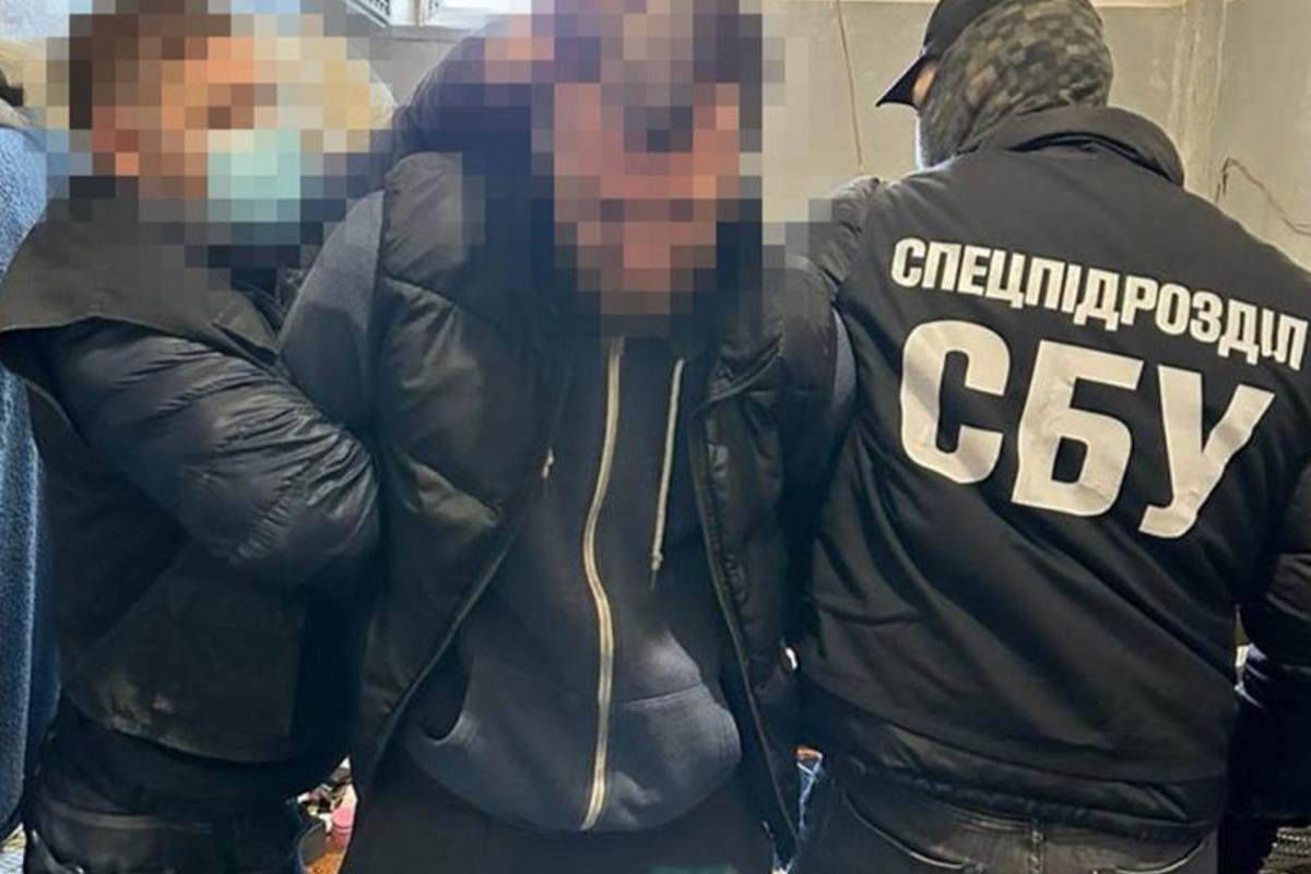 В Одесі накрили банду, якою керував чеченський "злодій у законі" / фото t.me/SBUkr В Одесі накрили банду, якою керував чеченський "злодій у законі" / фото t.me/SBUkr