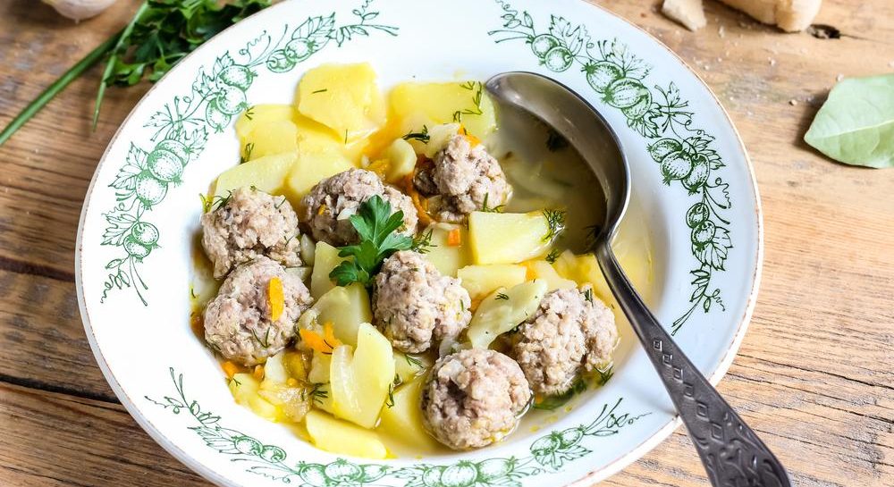 Куриный суп с фрикадельками и лапшой , пошаговый рецепт на ккал, фото, ингредиенты - Галина