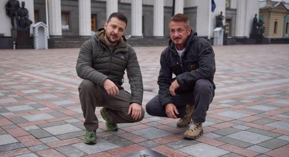 "Мені соромно за американський паспорт": Шон Пенн звернувся до українських військових