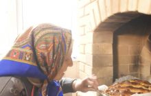 Бабушка-владелица знаменитой печи в Горенке дала обещание ко дню победы Украины (видео)