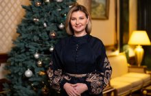 Зеленская в стильной вышиванке поздравила украинцев с Рождеством
