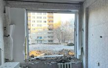 Метрові вирви і понівечені будинки: мерія показала наслідки обстрілу Краматорська (фото, відео)