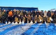 Відбувся черговий обмін полоненими: 50 українських захисників знову вдома (фото, відео)