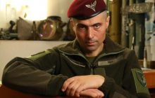 Тяжкопоранений актор Лінартович показав своє перше фото після госпіталізації