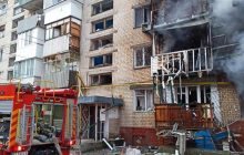 В ОП повідомили про цинічний удар РФ по Херсону: "приліт" у приміщення, де працюють представники Червоного Хреста (фото)