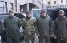 Волонтеры передали батальону "Свобода" индивидуальные наборы для обогрева бойцов