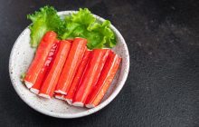 Смачна закуска з крабових паличок: 3 рецепти, від яких ви зійдете з розуму