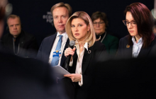 Елена Зеленская разрыдалась после новости о гибели Монастырского
