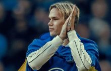 "Наш Роналдиньо": болельщики Челси в восторге от дебюта Мудрика и посвящают стихи украинцу