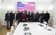 Виталий Кличко встретился с группой старших советников Конгресса США: "Для победы нам нужно оружие!"