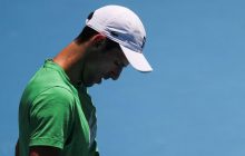 Скандал на Australian Open: отец Джоковича поприветствовал фанатов в футболках с буквой Z (видео)