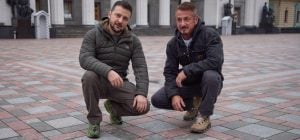 "Мне стыдно за американский паспорт": Шон Пенн обратился к украинским военным