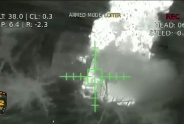 Одним снарядом устроили салют: появилось видео удара ВСУ по ангару БК россиян в Сватово