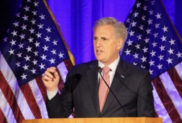 Помощь США Украине будет во многом будет зависеть от преемника Маккарти, - Reuters