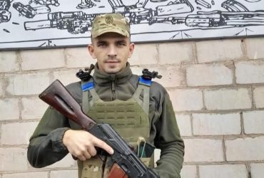 У Житомирській області 24-річний боєць Азова замінив 8 дітям рідних батьків (відео)