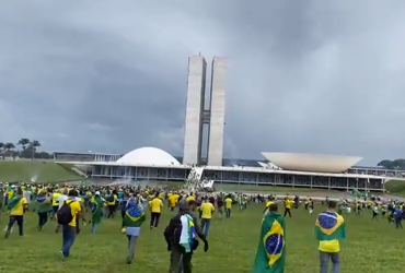 В Бразилии сторонники экс-президента ворвались в здания Конгресса и Верховного суда