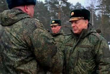 В Беларуси засветился главком Сухопутных войск РФ (фото)