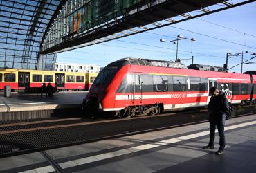 Россия пытается сломать работу европейской железной дороги, — FT