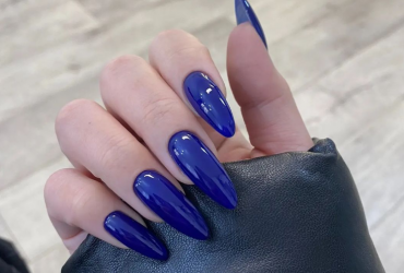 Названы 5 лаков для ногтей, которые будут в моде весной 2023