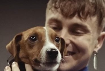 Артем Пивоваров переспівав свій хіт разом з псом Патроном