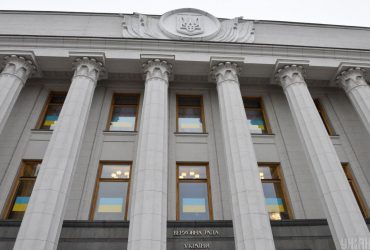 Руководство Минобороны вызвали на ковер в Раду из-за скандала с госзакупками