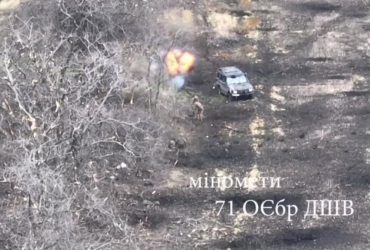 Єгері ДШВ загнали окупантів у пастку під Бахмутом (відео)