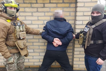 У Сумах затримали агента ФСБ, який мав проникнути у обласну військову адміністрацію (фото)