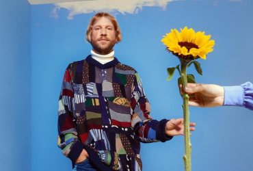 Иван Дорн восхитил новым танцевальным треком: в клипе снялись Тарас Шевченко и Родина-мать