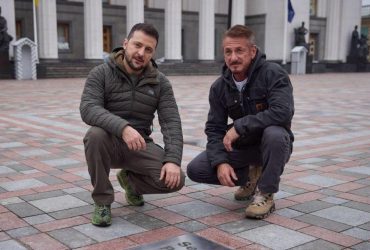 Шон Пенн знайшов хитрий спосіб допомогти Україні: Стрілятимуть у росіян