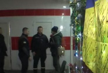 Несокрушимые спасатели на бесконечном дежурстве: история последней бригады ГСЧС в Бахмуте (видео)