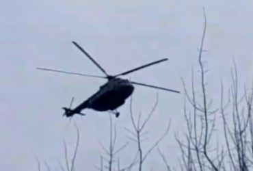 Окупанти облаштували вертолітну базу на руїнах Азовсталі (відео)