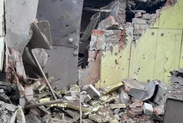 Росіяни цілеспрямовано знищують Курахове: обстріляли житловий квартал (фото)