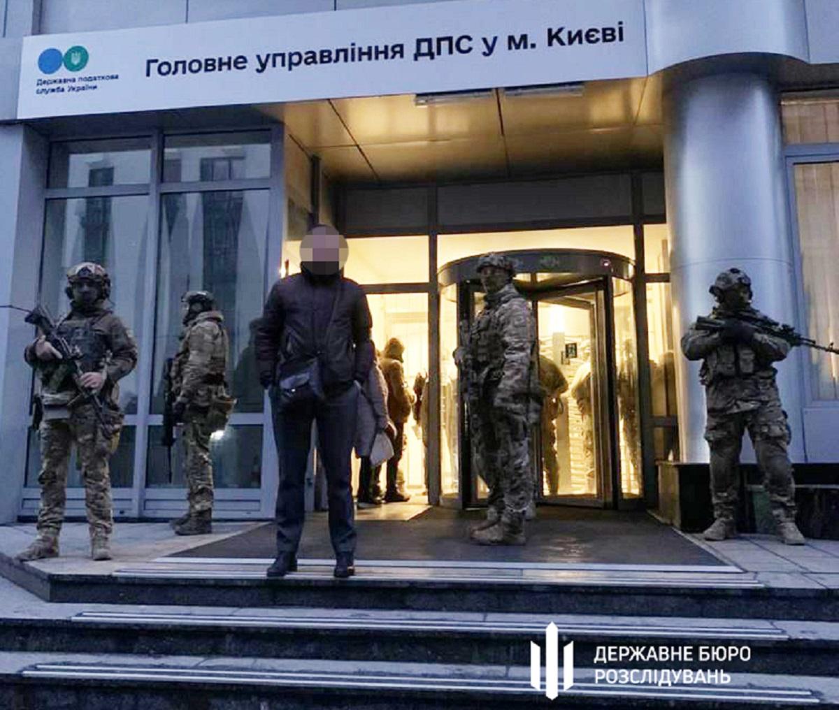 Руководительницу налоговой Киева разоблачили на многомиллионных незаконных схемах обогащения / фото ГБР