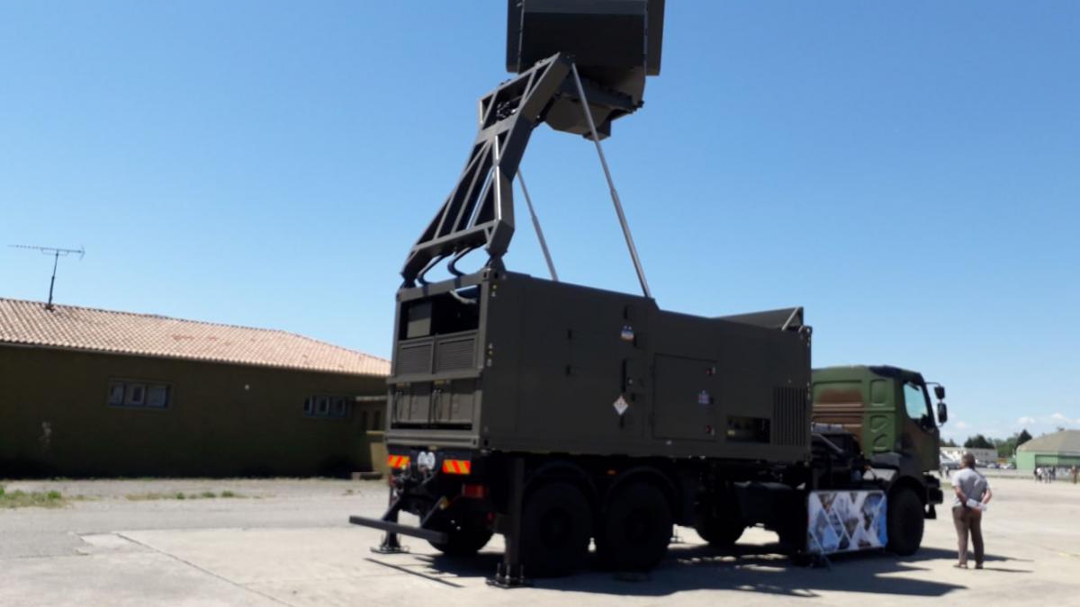Украина получит радары ПВО GM 200 / фото t.me/ochen_zloy_chat