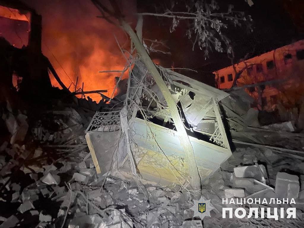 Десятки атак: російські окупанти останню добу перетворювали міста Донеччини на пекло / фото НПУ