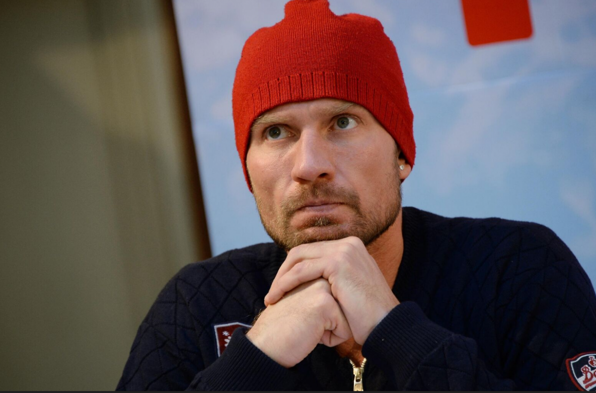 Российский фигурист Костомаров после ампутации рук и ног впал в кому