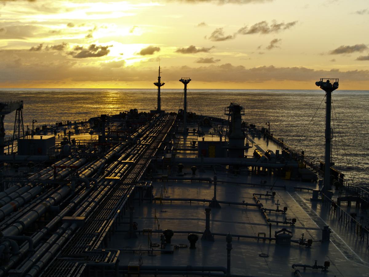 У серпні і вересні Росія збільшила перевалку нафти за допомогою 'тіньового флоту' до 83%, - Амелін У серпні і вересні Росія збільшила перевалку нафти за допомогою 'тіньового флоту' до 83%, - Амелін