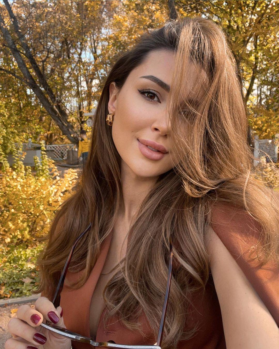 Дівчина запевняє, що не робила пластичні операції / instagram.com/anna_zavorotnyuk Дівчина запевняє, що не робила пластичні операції / instagram.com/anna_zavorotnyuk
