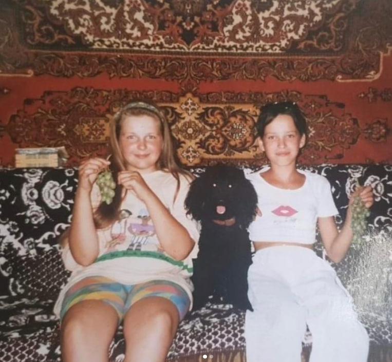 Даша Астафьева в детстве / фото из instagram Астафьевой