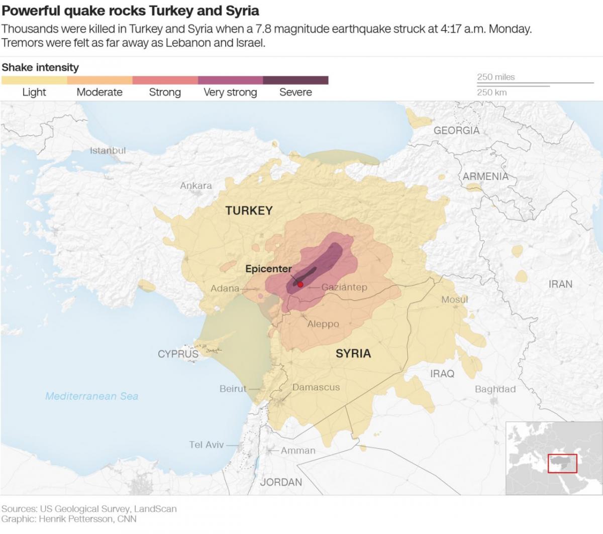Число жертв землетрясения в Турции возросло / инфографика CNN