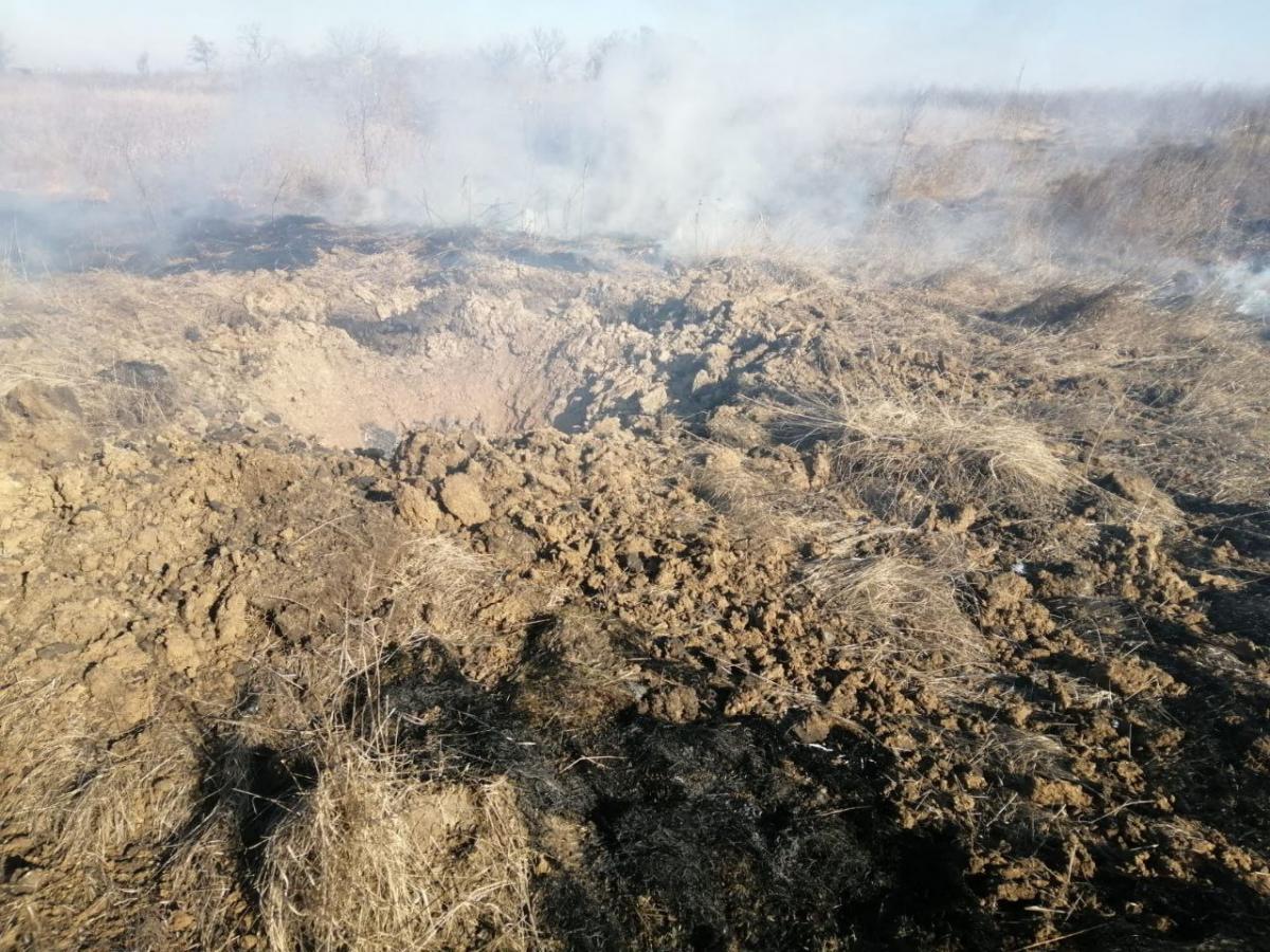 Запорізьку область струсонули вибухи (фото, мапа) Запорізьку область струсонули вибухи (фото, мапа)