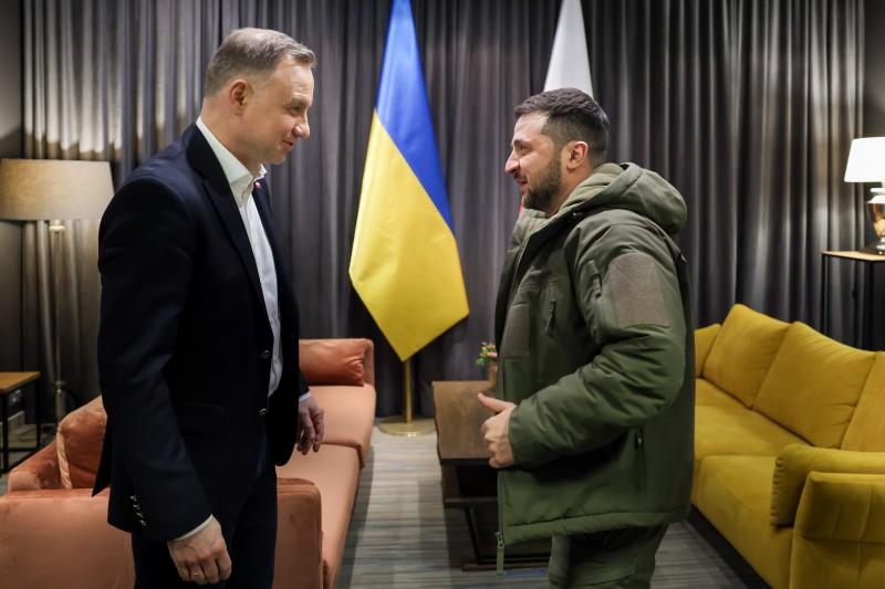 Польща активно підтримує Україні у війні / фото president.gov.ua Польща активно підтримує Україні у війні / фото president.gov.ua