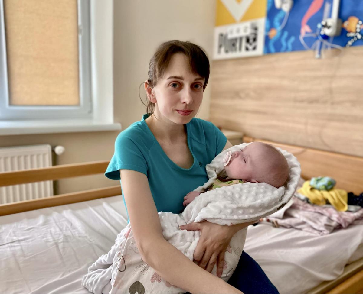 Сверхсложную операцию провели во Львове: врачи спасли младенца, остановив сердце / фото первое медицинское объединение Львова