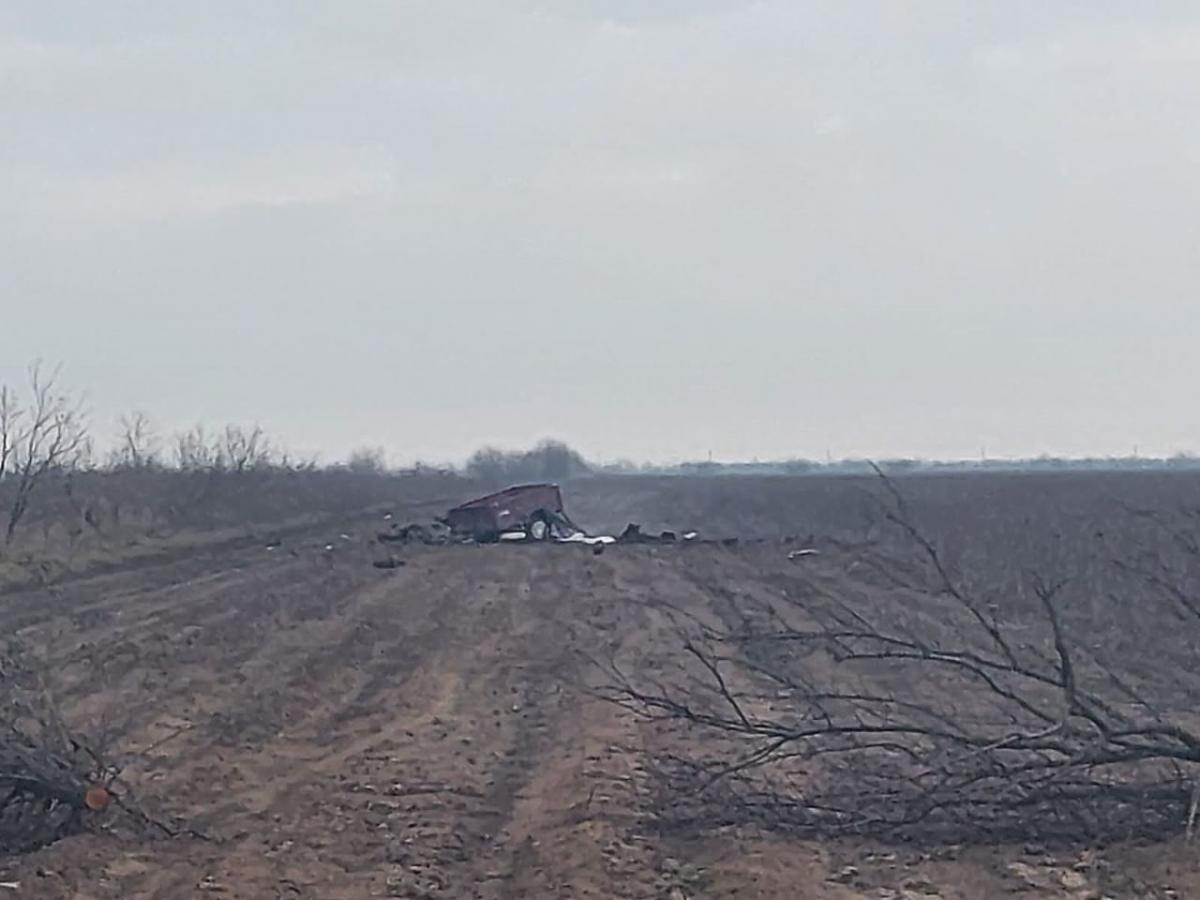 У Херсонській області на ворожій міні підірвалася машина, загинули цивільні / фото t.me/khersonskaODA/3695 У Херсонській області на ворожій міні підірвалася машина, загинули цивільні / фото t.me/khersonskaODA/3695