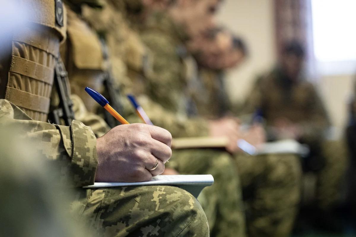 Почему повестку вручают мужчинам с инвалидностью / фото Генштаб ВСУ
