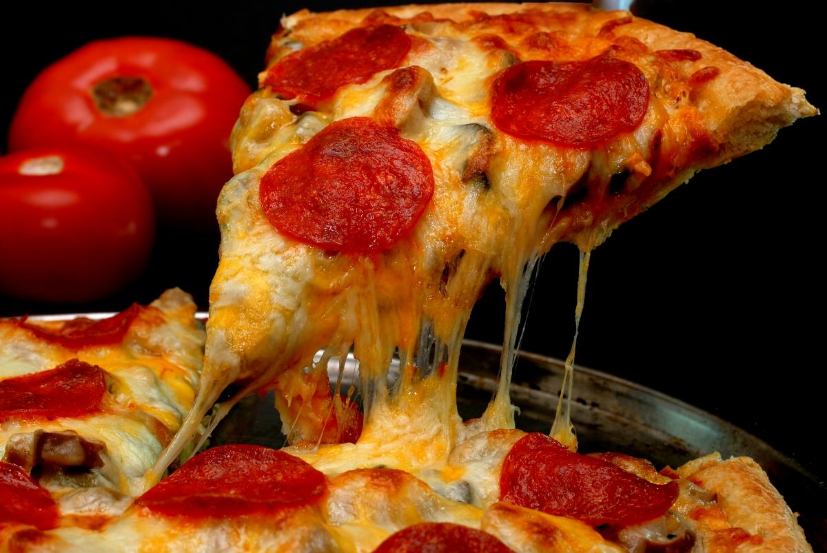 Pepperoni sausage is the main ingredient of this pizza / ua.depositphotos.com